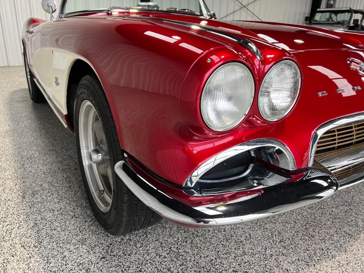 1962 Chevrolet Corvette Convertible, Restomod, 327/275 Cammed (Sounds Incredible), 375hp, New Frame, Vintage Air A/C Houston TX