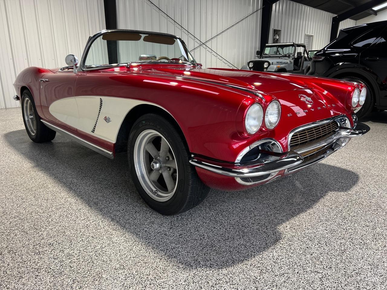 1962 Chevrolet Corvette Convertible, Restomod, 327/275 Cammed (Sounds Incredible), 375hp, New Frame, Vintage Air A/C Houston TX