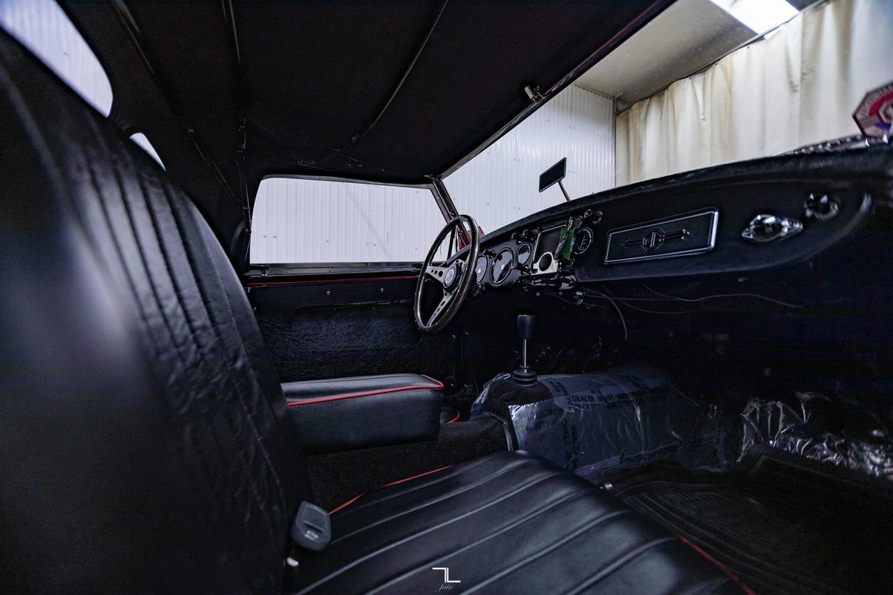 1962 MG MGA Mark 1 Roadster Manual Leather Red Deer AB