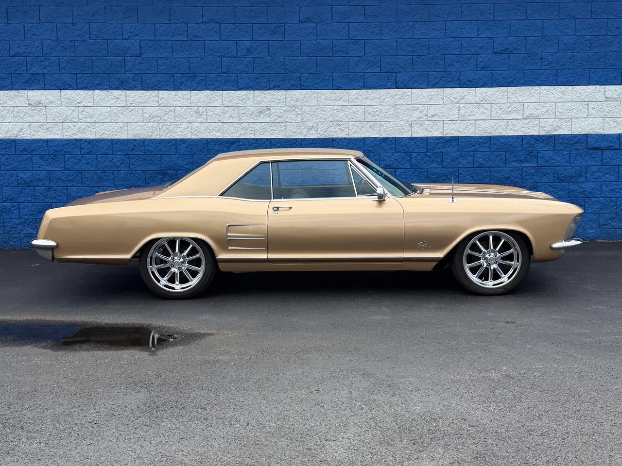 1963 Buick Riviera