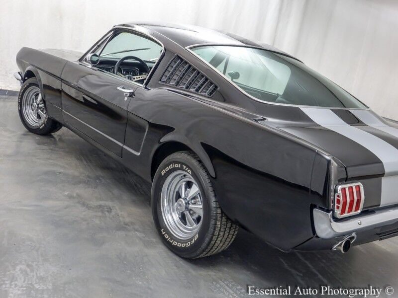 1965 Ford Mustang Fastback Willowbrook IL