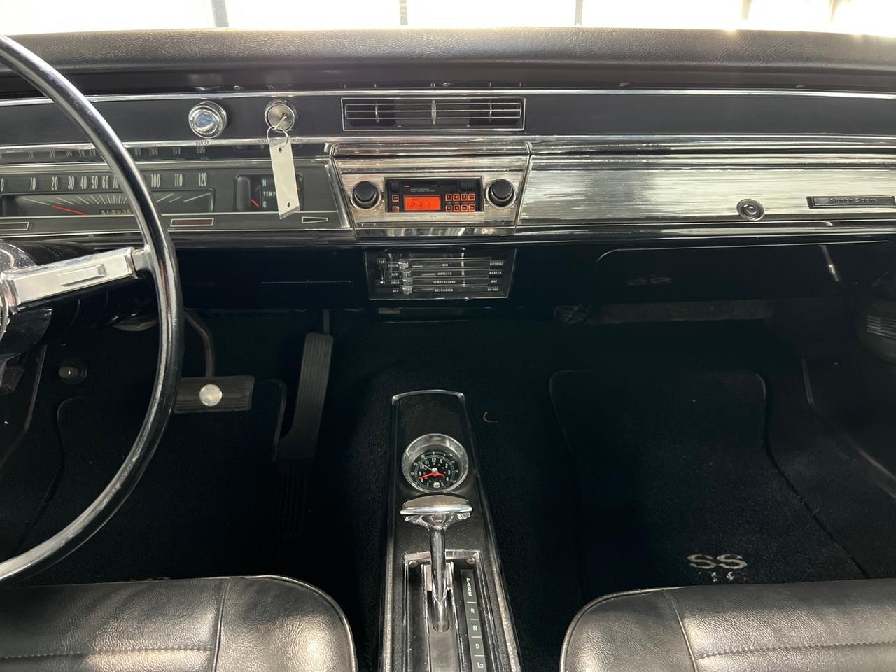 1967 Chevrolet Chevelle SS 396/325 HP, TH350 Automatic, A/C, Console Clock Houston TX