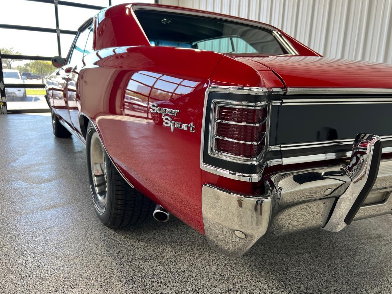 1967 Chevrolet Chevelle SS 396/325 HP, TH350 Automatic, A/C, Console Clock Houston TX