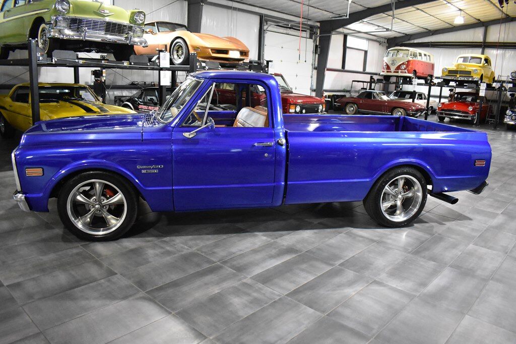 1969 CHEVROLET C20 TRUCK