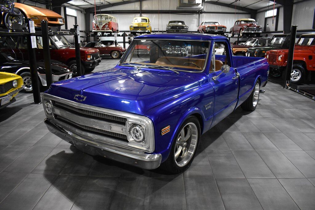 1969 CHEVROLET C20 TRUCK