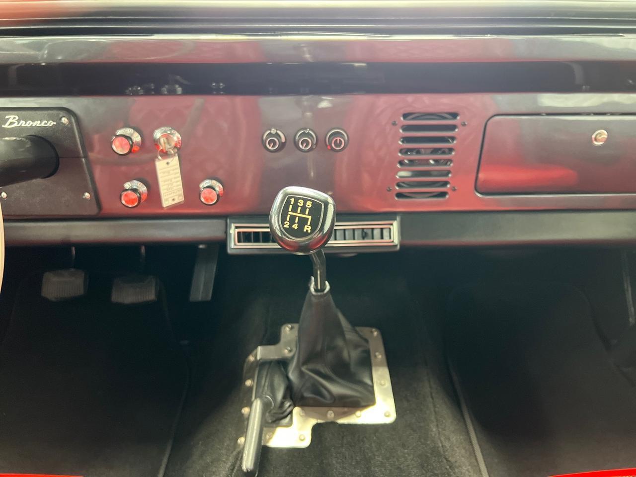 1969 Ford Bronco Fuel Injected 302 V8 Crate Motor, 5-Speed Manual, 4-Wheel Disc Brakes Houston TX