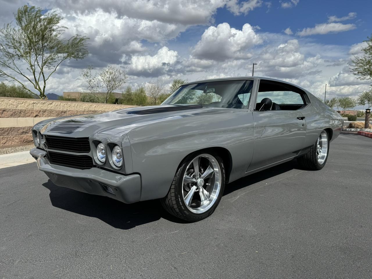 1970 Chevrolet Chevelle 6.0L LS2 5spd Resto-Mod