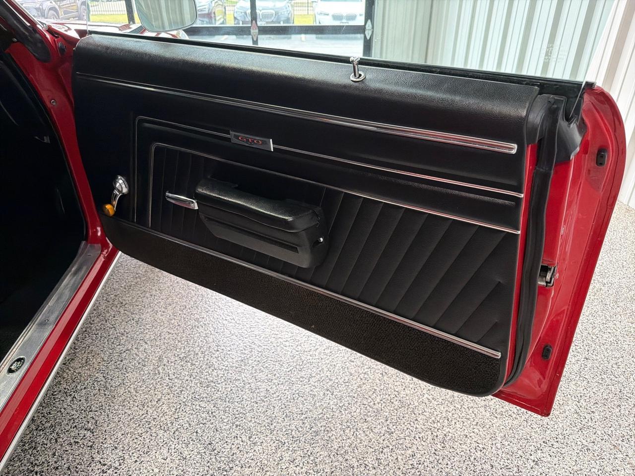 1970 Pontiac GTO 400 V8, Turbo 400 Automatic, Cold A/C, P/S, P/B, Frame Off Restoration, Kenwood Radio Houston TX