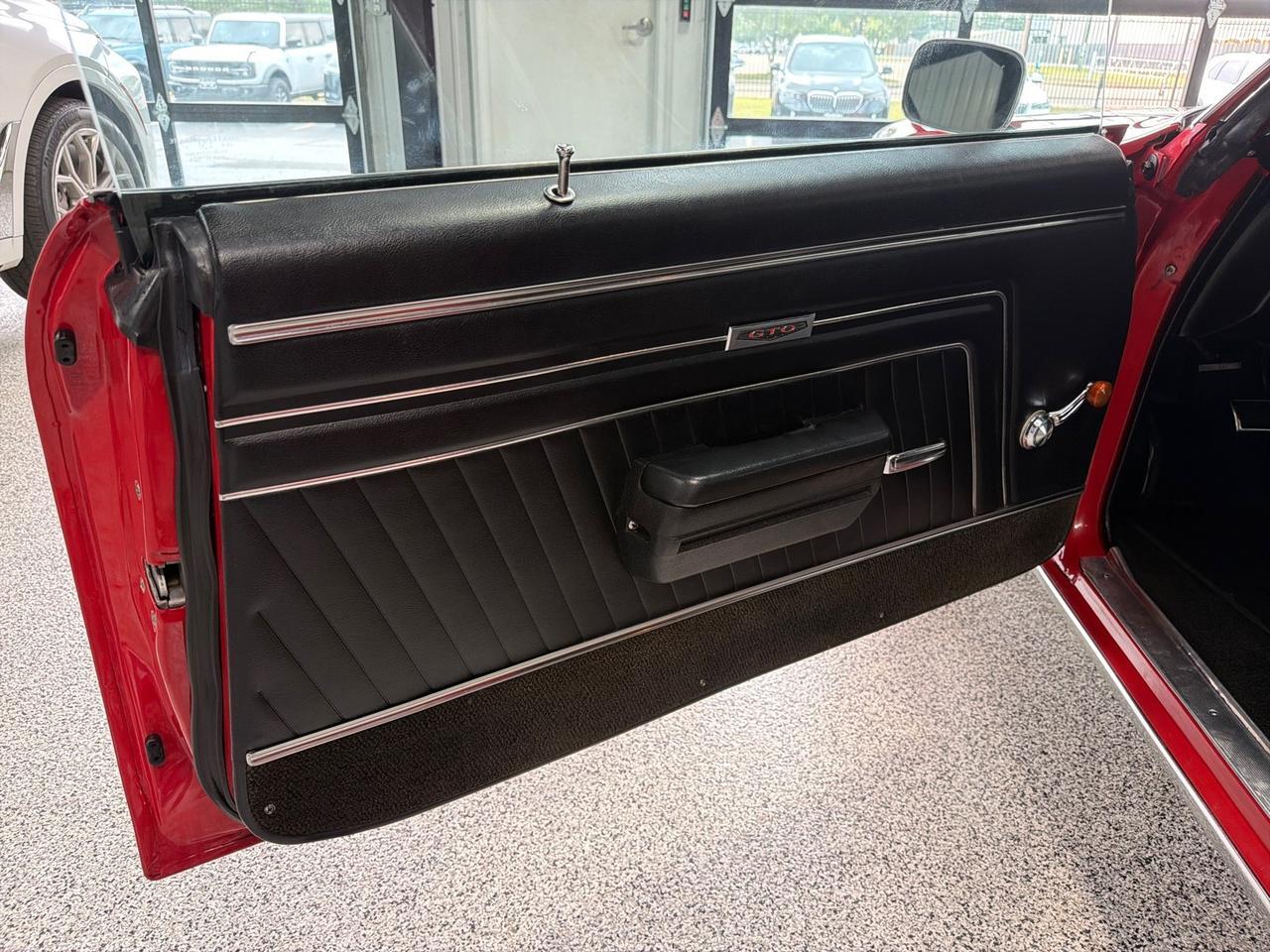 1970 Pontiac GTO 400 V8, Turbo 400 Automatic, Cold A/C, P/S, P/B, Frame Off Restoration, Kenwood Radio Houston TX