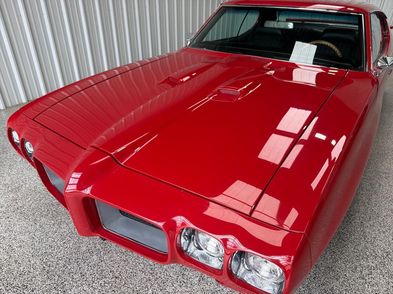 1970 Pontiac GTO 400 V8, Turbo 400 Automatic, Cold A/C, P/S, P/B, Frame Off Restoration, Kenwood Radio Houston TX
