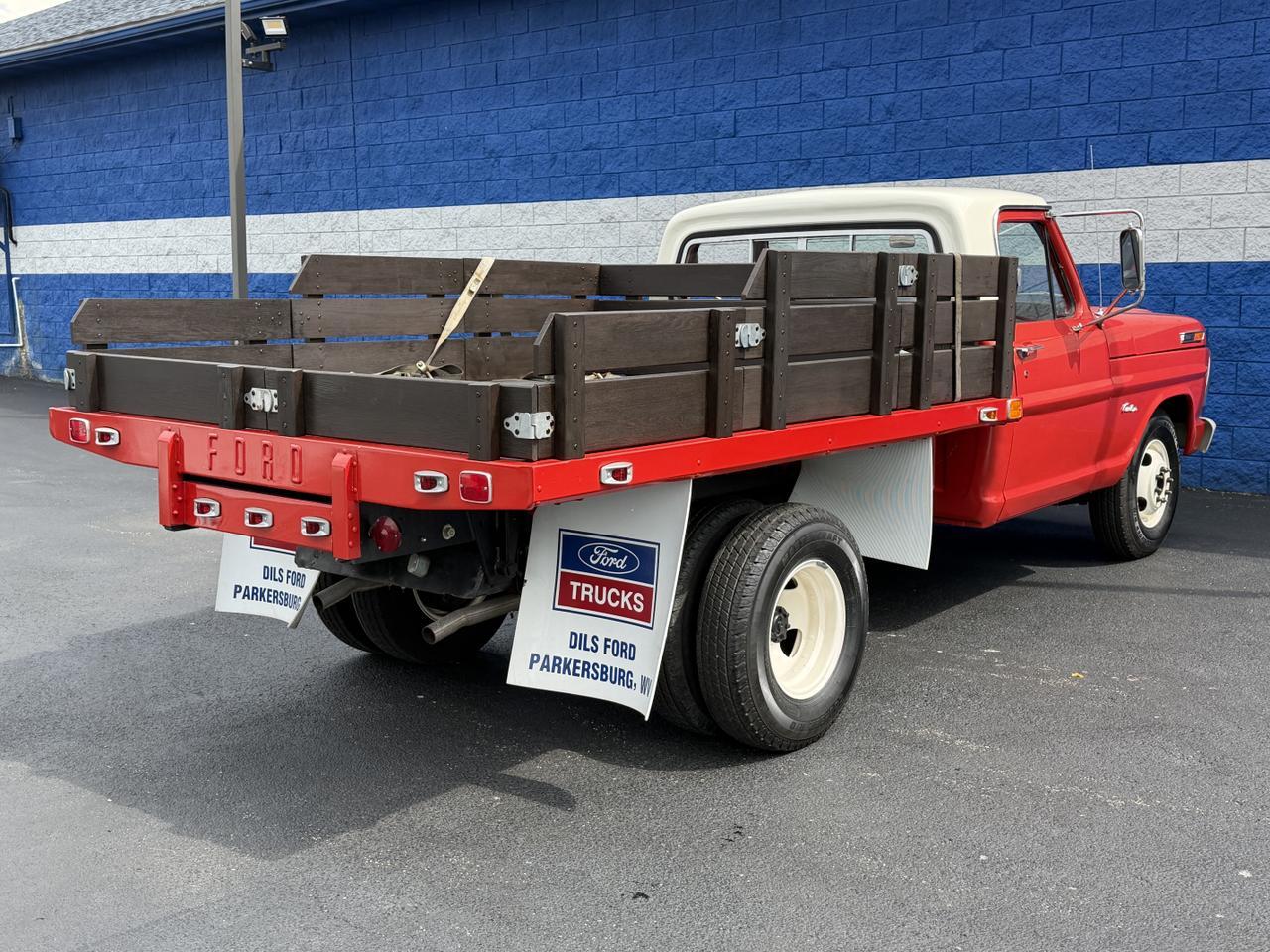 1971 FORD F350 CUSTOM 4X2 Connellsville PA