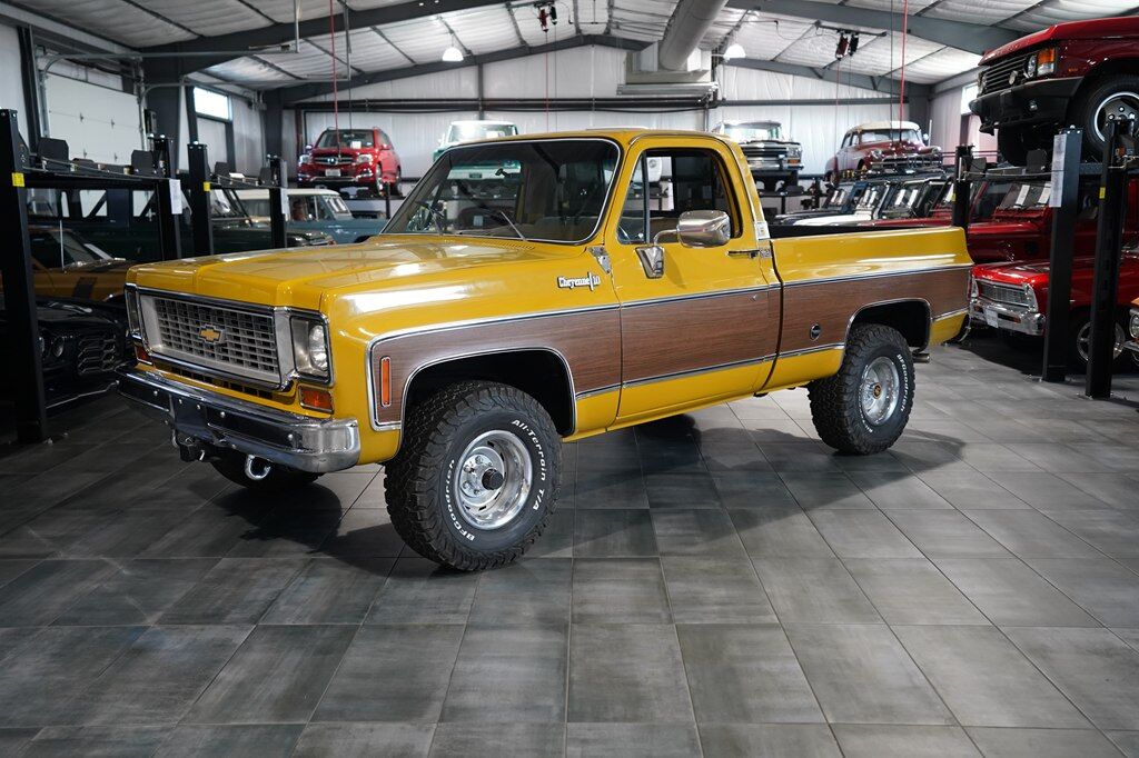 1973 CHEVROLET K10 TRUCK
