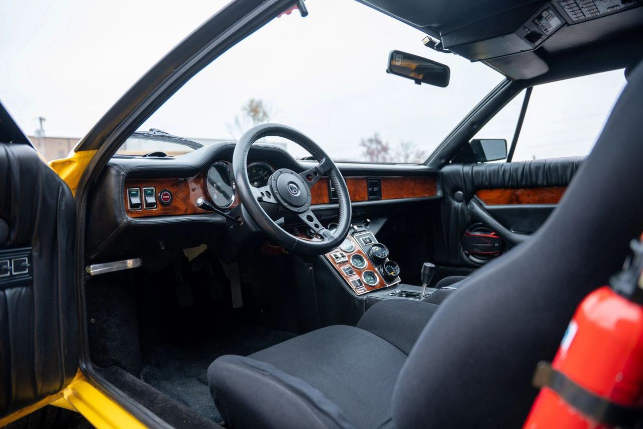 1973 DeTomaso Pantera