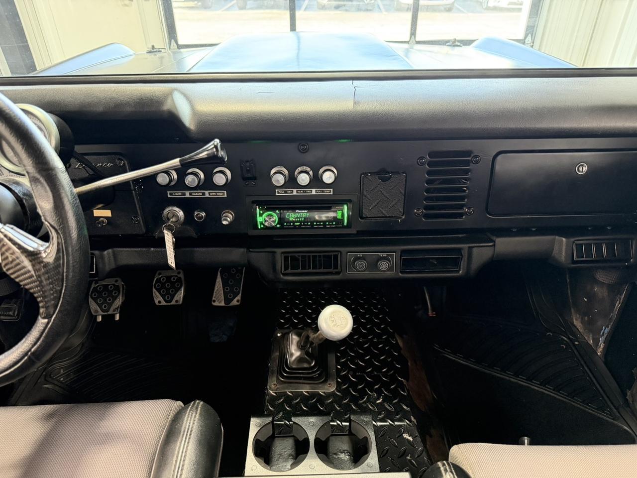 1973 Ford Bronco Fuel Injected 302 V8, 3-Spd Manual Houston TX