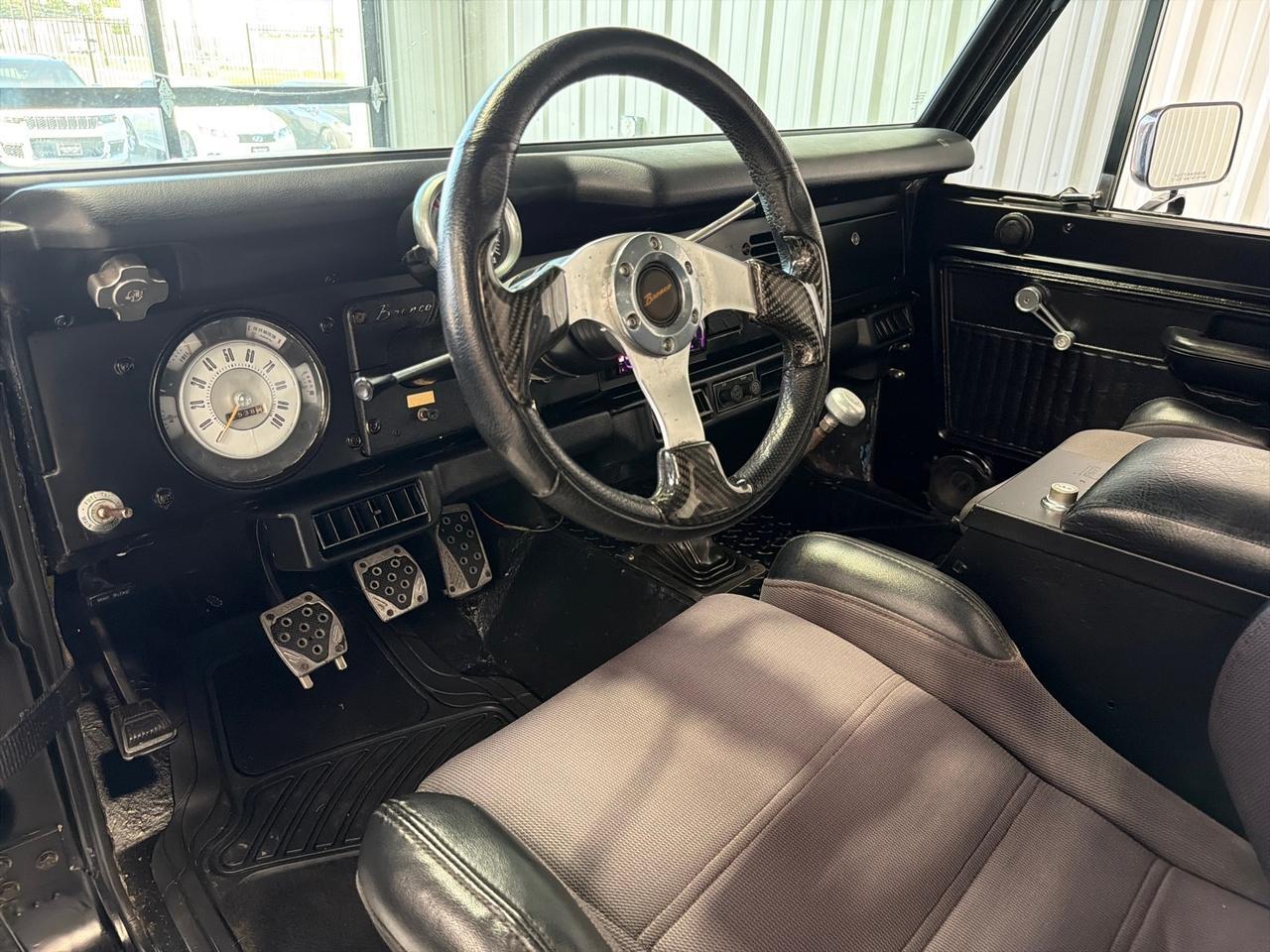1973 Ford Bronco Fuel Injected 302 V8, 3-Spd Manual Houston TX