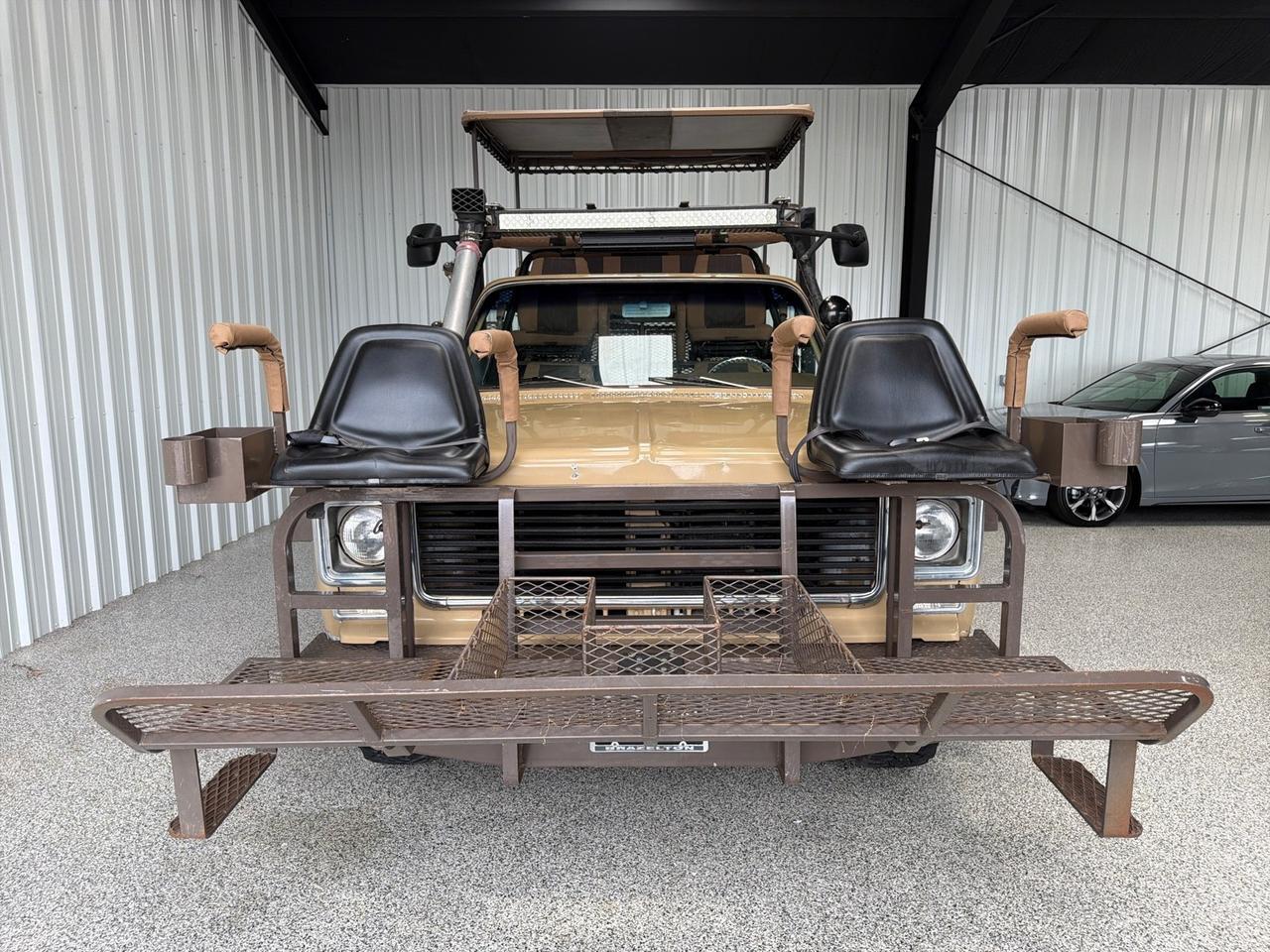 1975 Chevrolet Blazer Hunting Rig, Kennels, Bar, Great Sound System, 100 Gallon Water Tank Houston TX