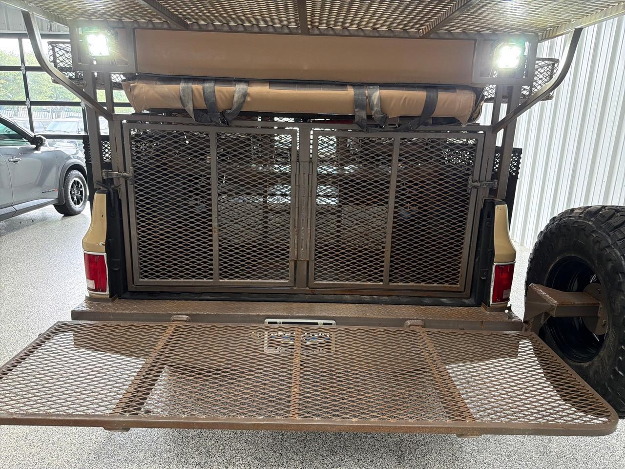 1975 Chevrolet Blazer Hunting Rig, Kennels, Bar, Great Sound System, 100 Gallon Water Tank Houston TX