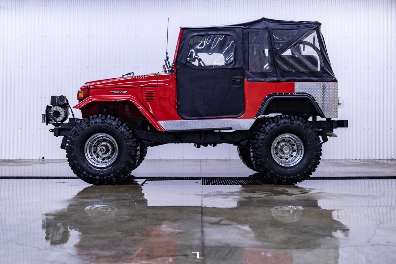 1975 Toyota Land Cruiser 4x4 350 V8 Red Deer AB
