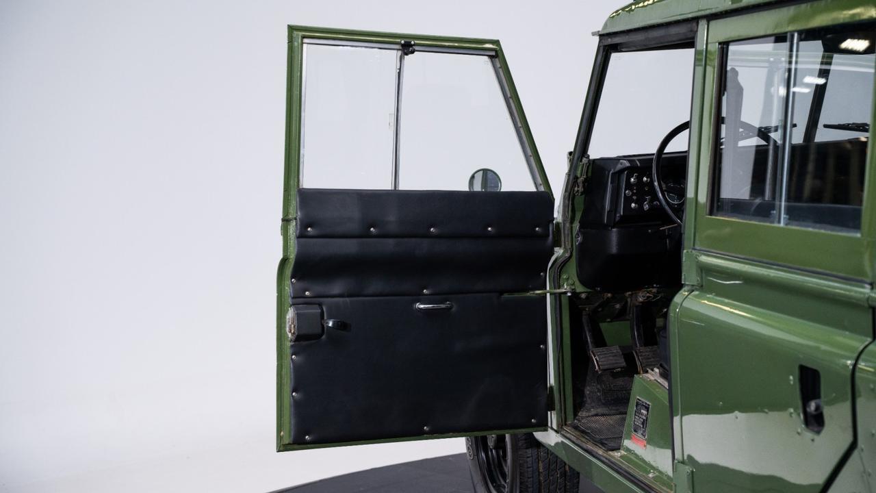 1977 Land Rover 109 Franklin TN