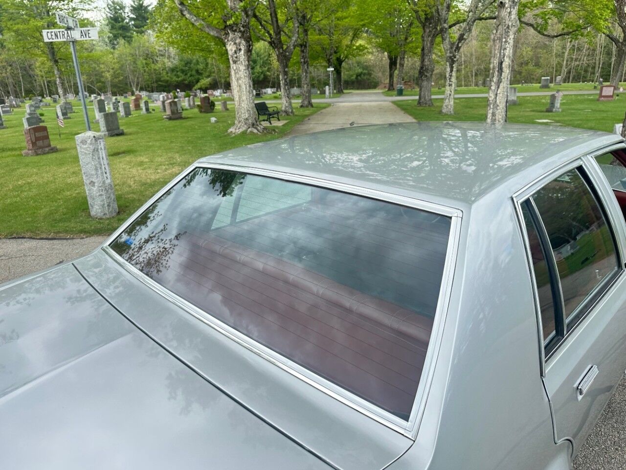 1977 Oldsmobile DELTA 88 SEDAN Charlton MA