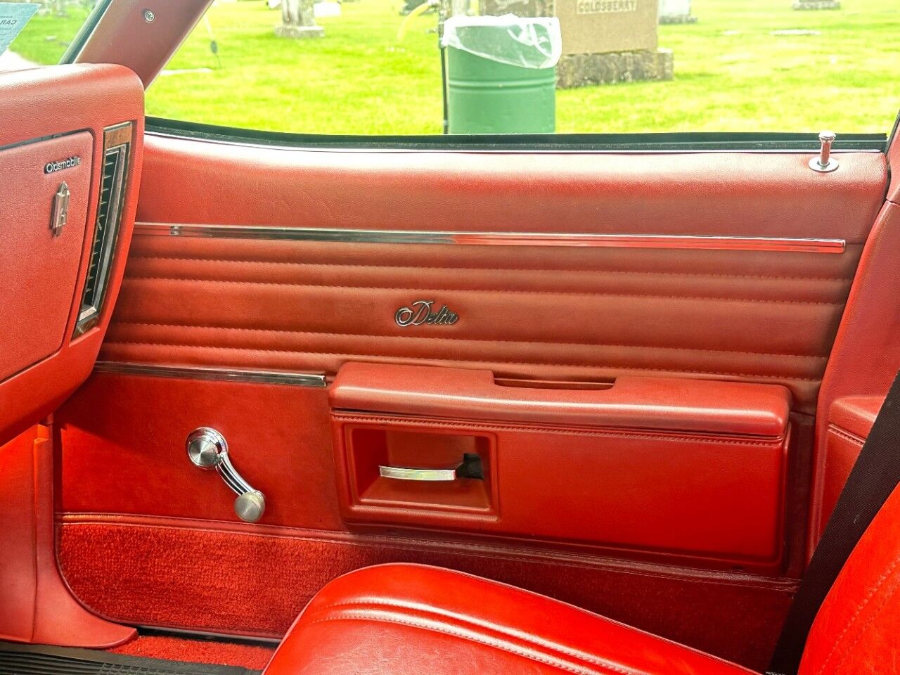 1977 Oldsmobile DELTA 88 SEDAN Charlton MA