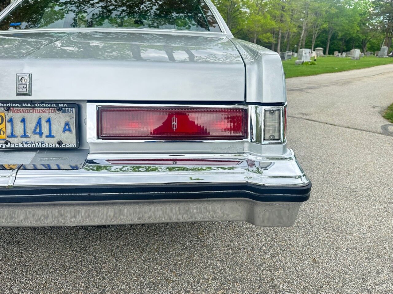 1977 Oldsmobile DELTA 88 SEDAN Charlton MA