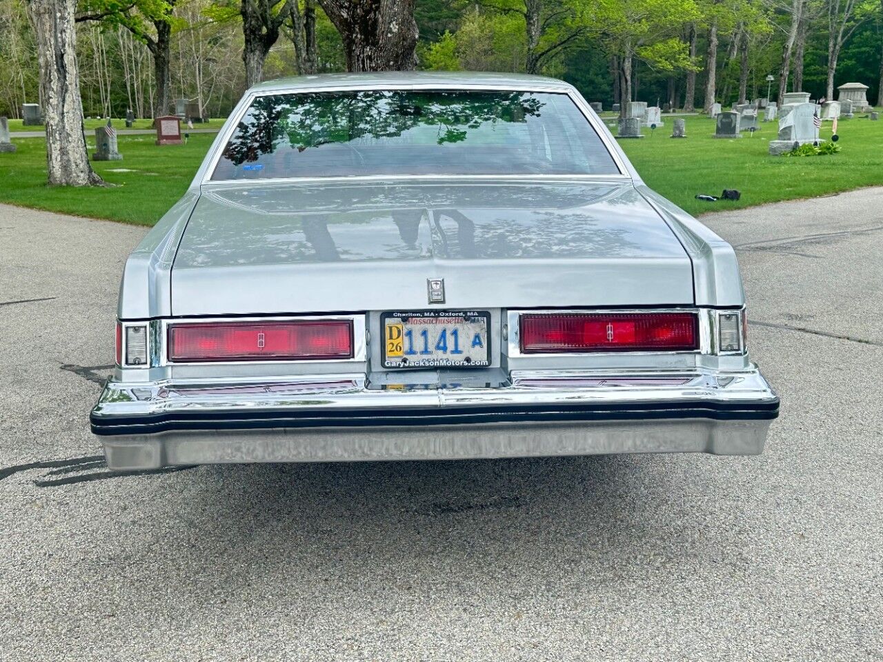 1977 Oldsmobile DELTA 88 SEDAN Charlton MA