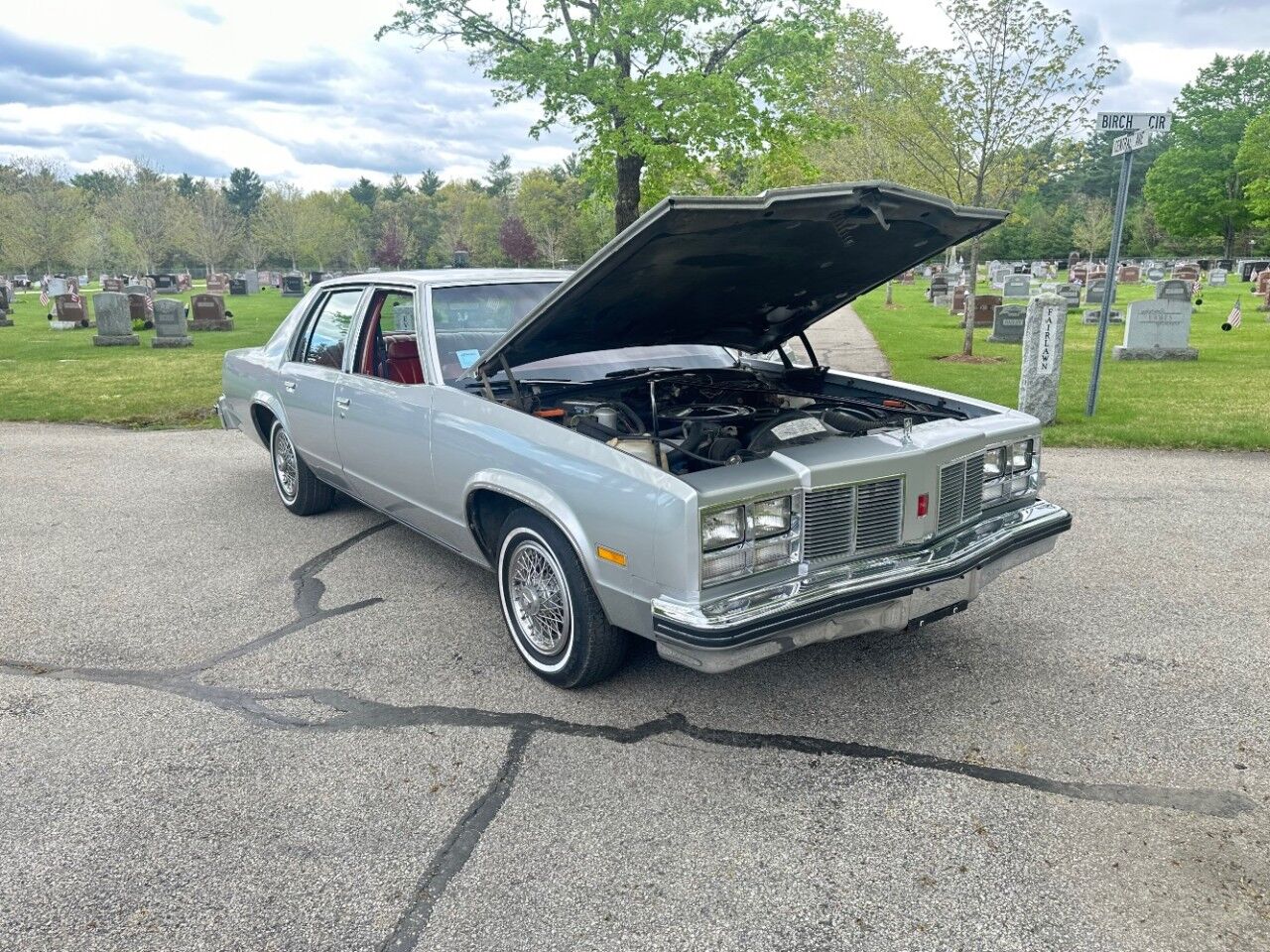 1977 Oldsmobile DELTA 88 SEDAN Charlton MA