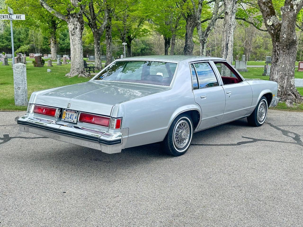 1977 Oldsmobile Delta 88 Sedan Charlton MA