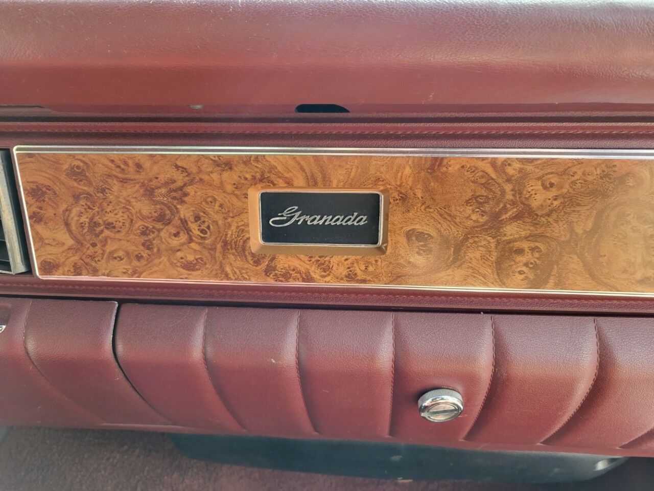 1978 Ford GRANADA COUPE Charlton MA