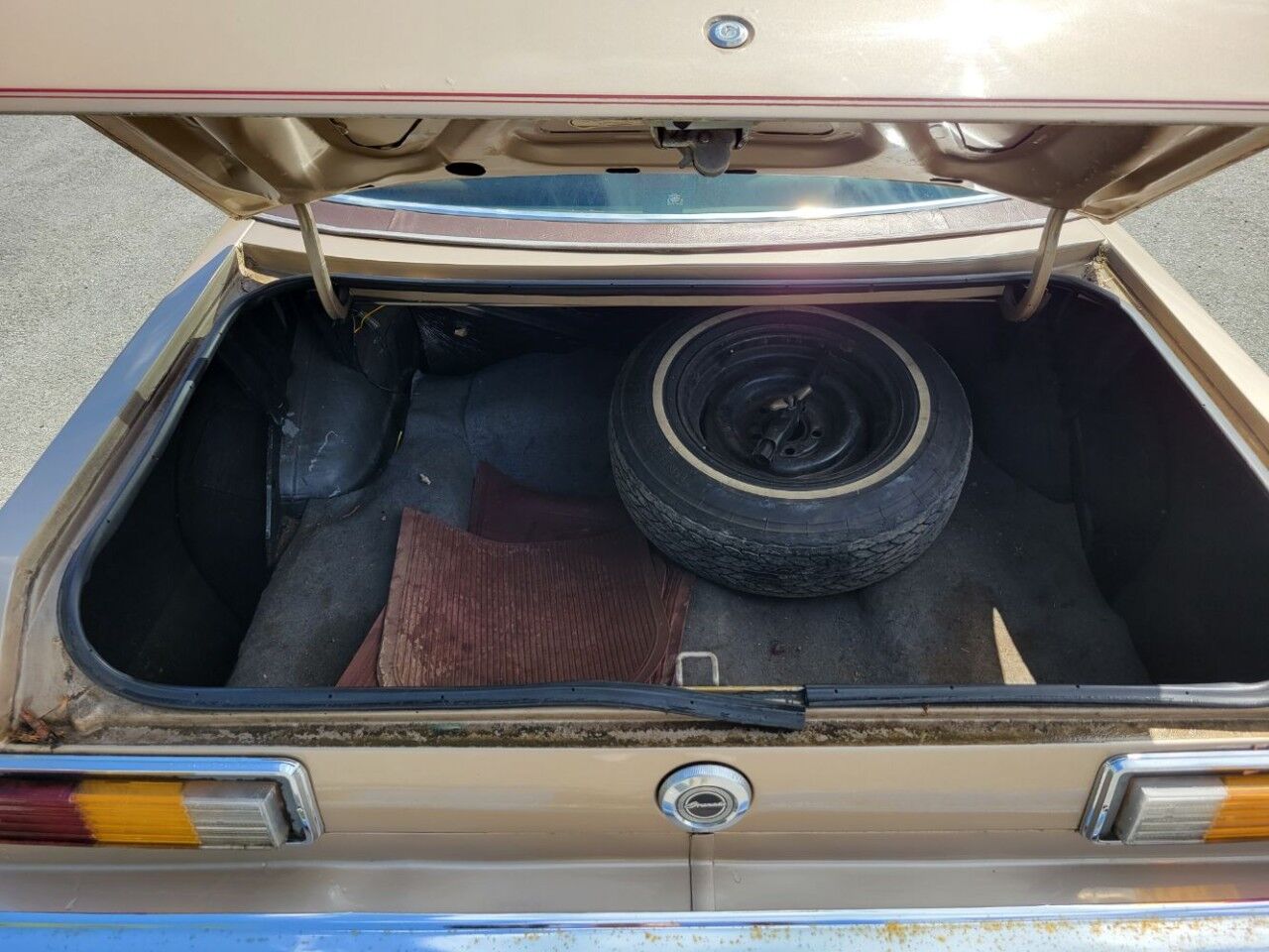 1978 No Make GRANADA COUPE Charlton MA