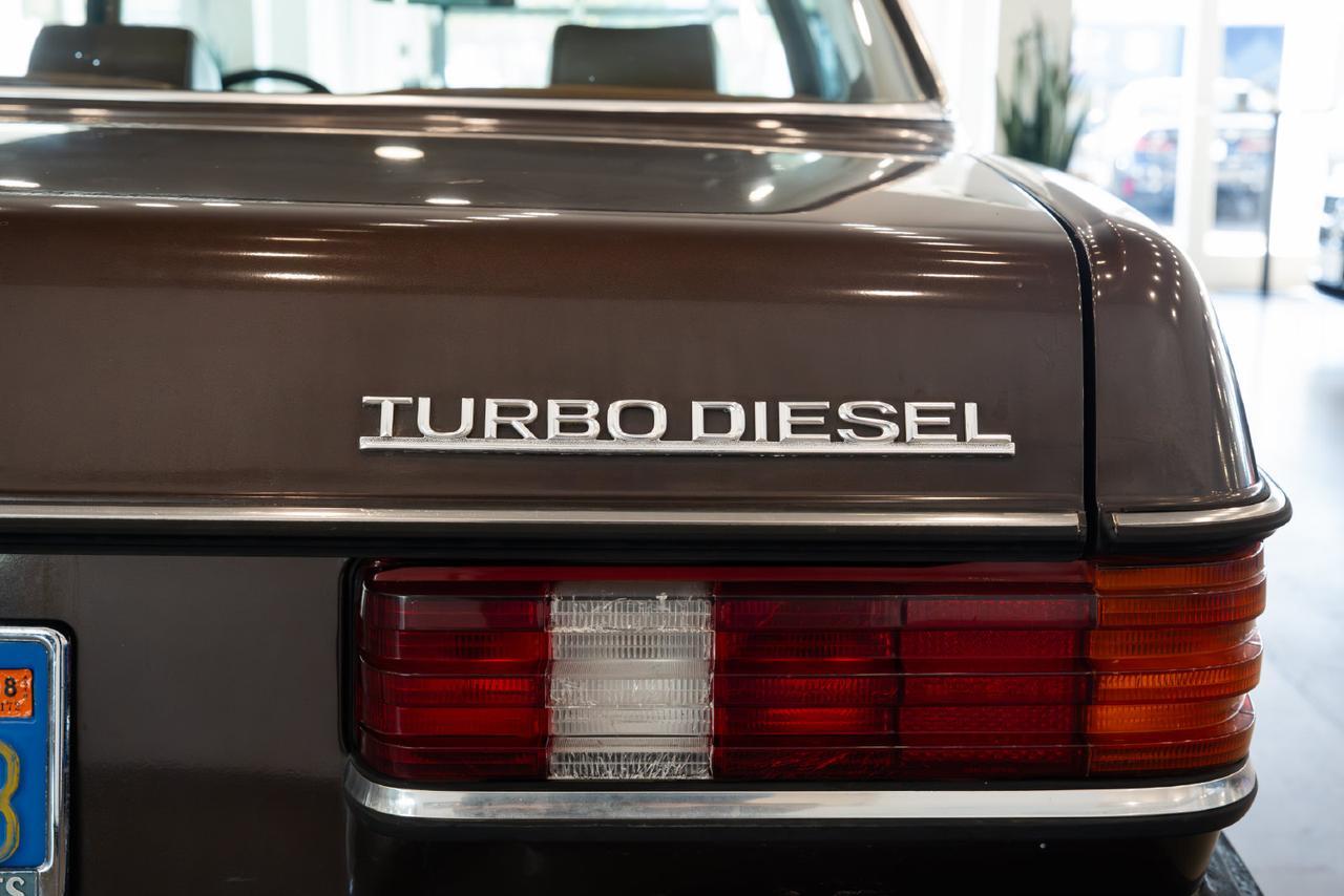 1982 Mercedes-Benz 300-Class 300 CD Gladstone OR