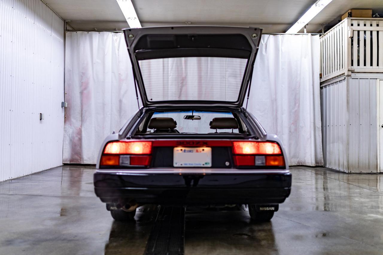 1984 Nissan 300 ZX T-Top Coupe Manual Leather Pseat Red Deer AB