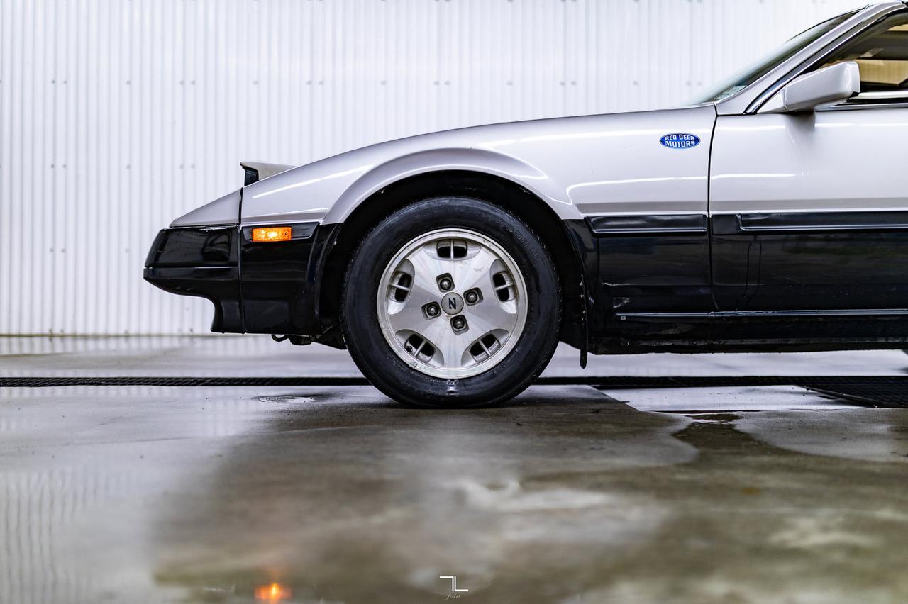 1984 Nissan 300 ZX T-Top Coupe Manual Leather Pseat Red Deer AB