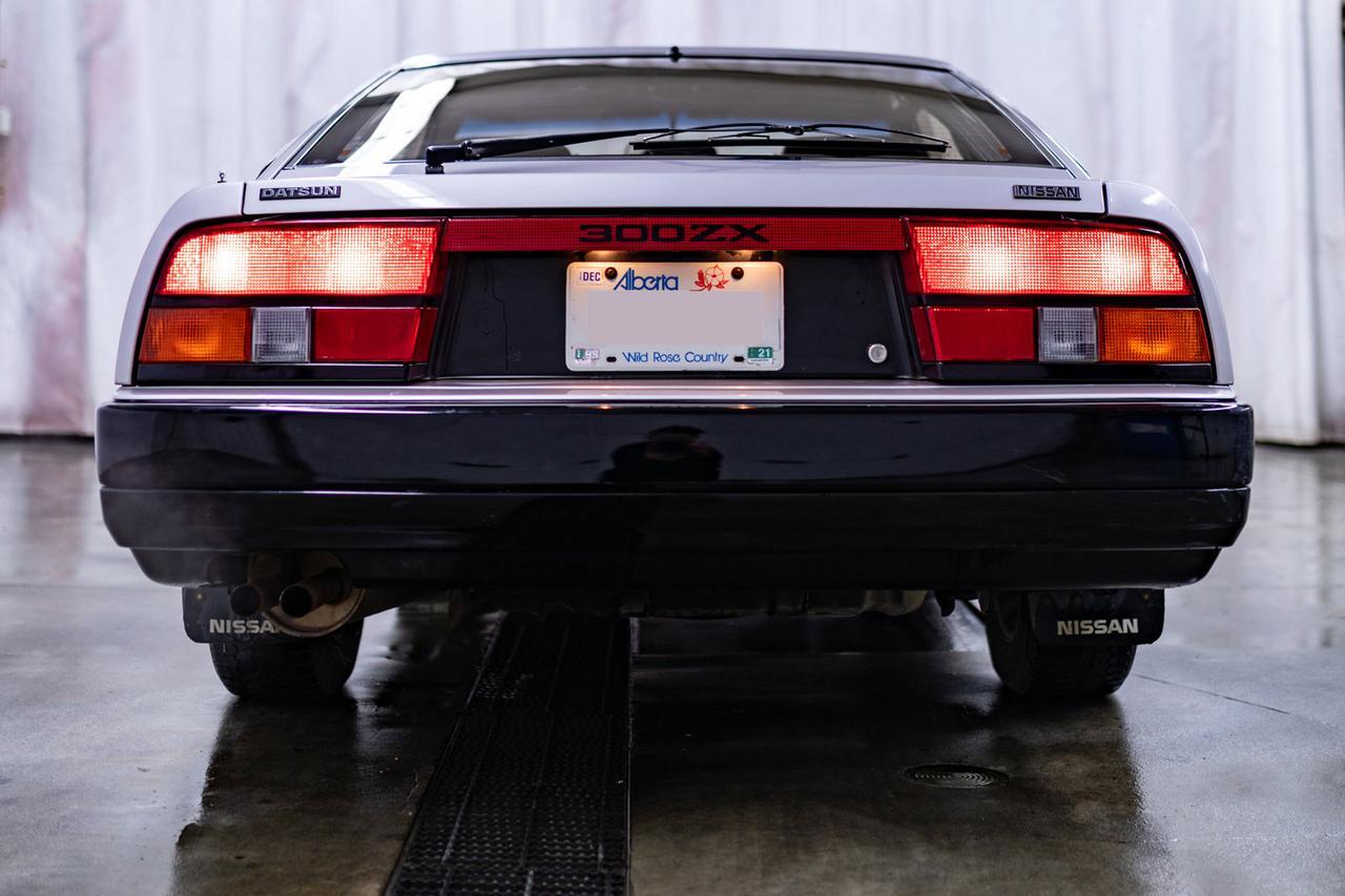 1984 Nissan 300 ZX T-Top Coupe Manual Leather Pseat Red Deer AB