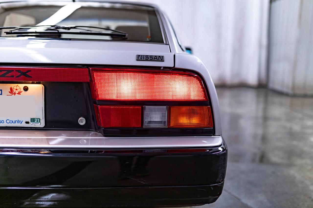 1984 Nissan 300 ZX T-Top Coupe Manual Leather Pseat Red Deer AB