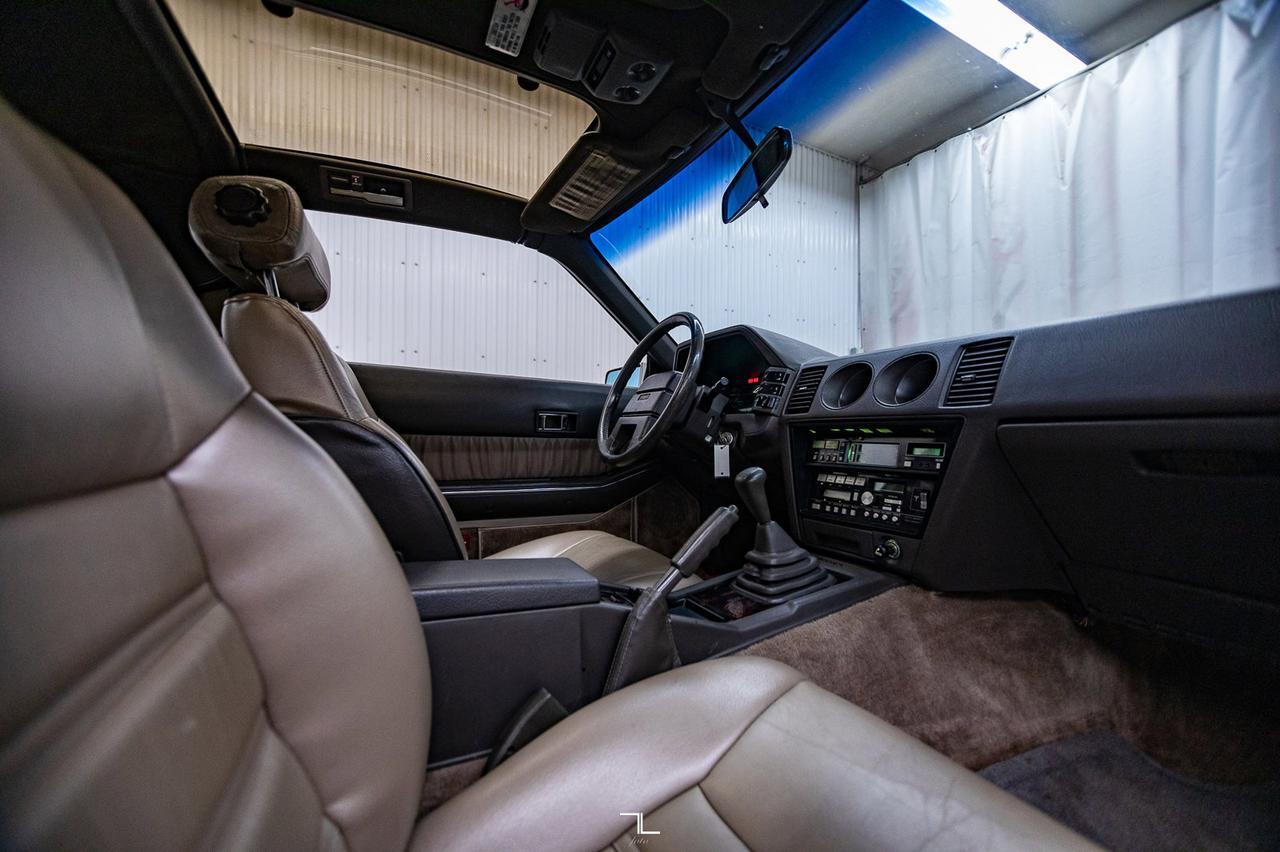 1984 Nissan 300 ZX T-Top Coupe Manual Leather Pseat Red Deer AB