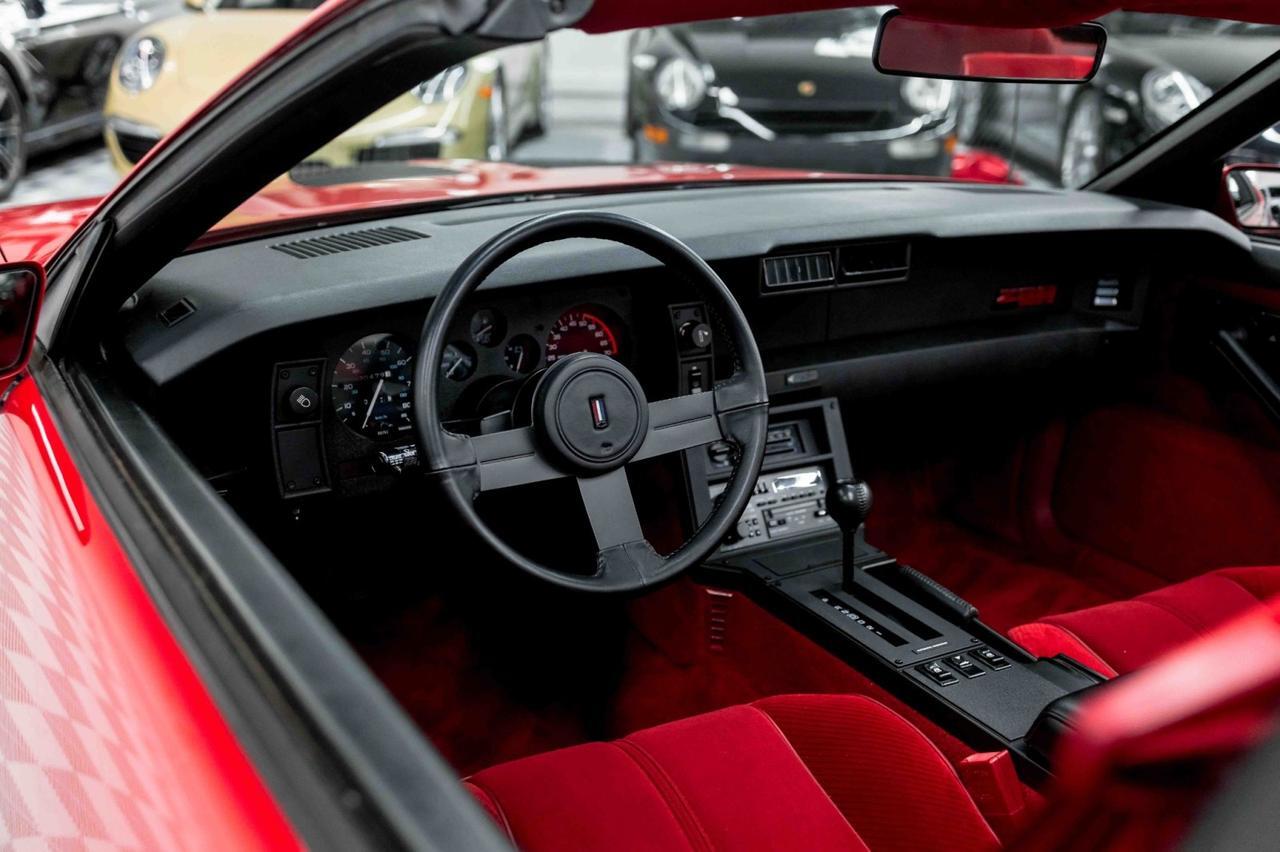 1985 Chevrolet Camaro IROC Z28