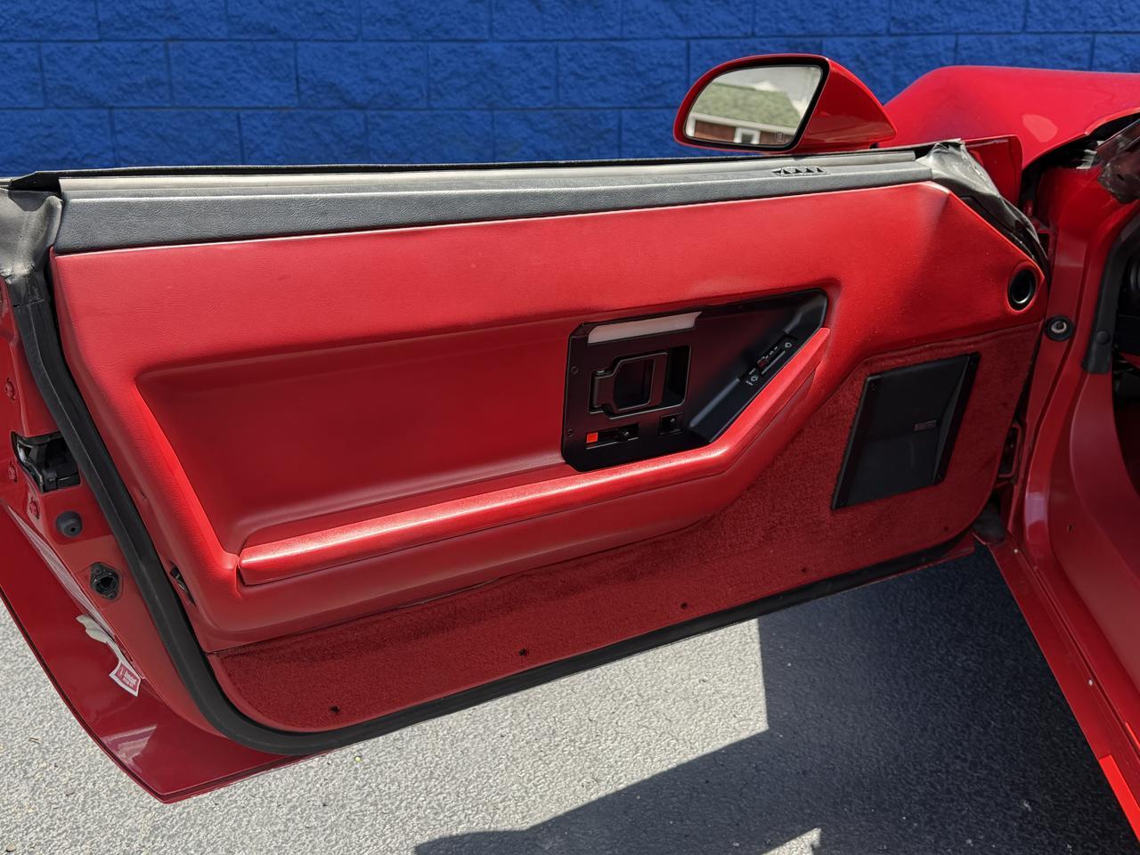 1986 Chevrolet Corvette Base Connellsville PA