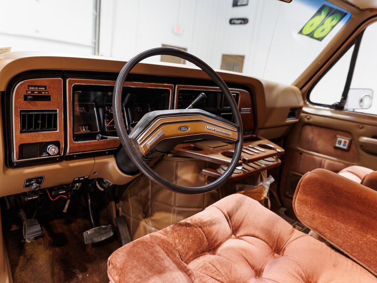 1986 Ford Econoline E150 Club Wagon 7-Passenger Cranberry PA