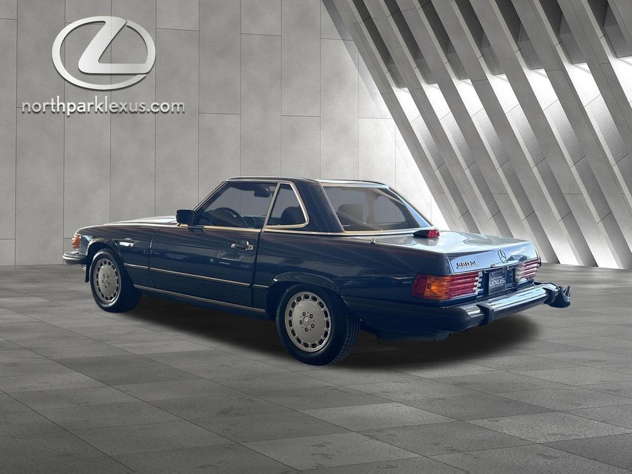 1986 Mercedes-Benz 560 SL