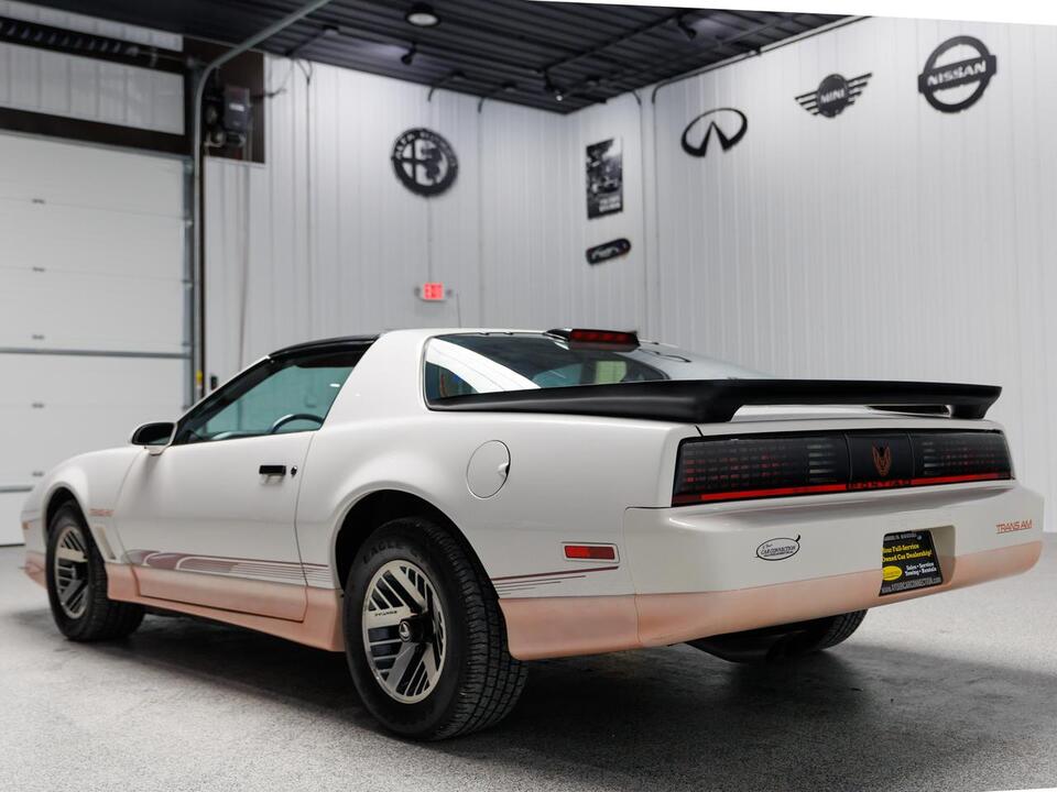 1986 Pontiac Firebird TRANS AM photo 30