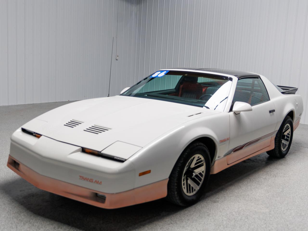 1986 Pontiac Firebird TRANS AM photo 29