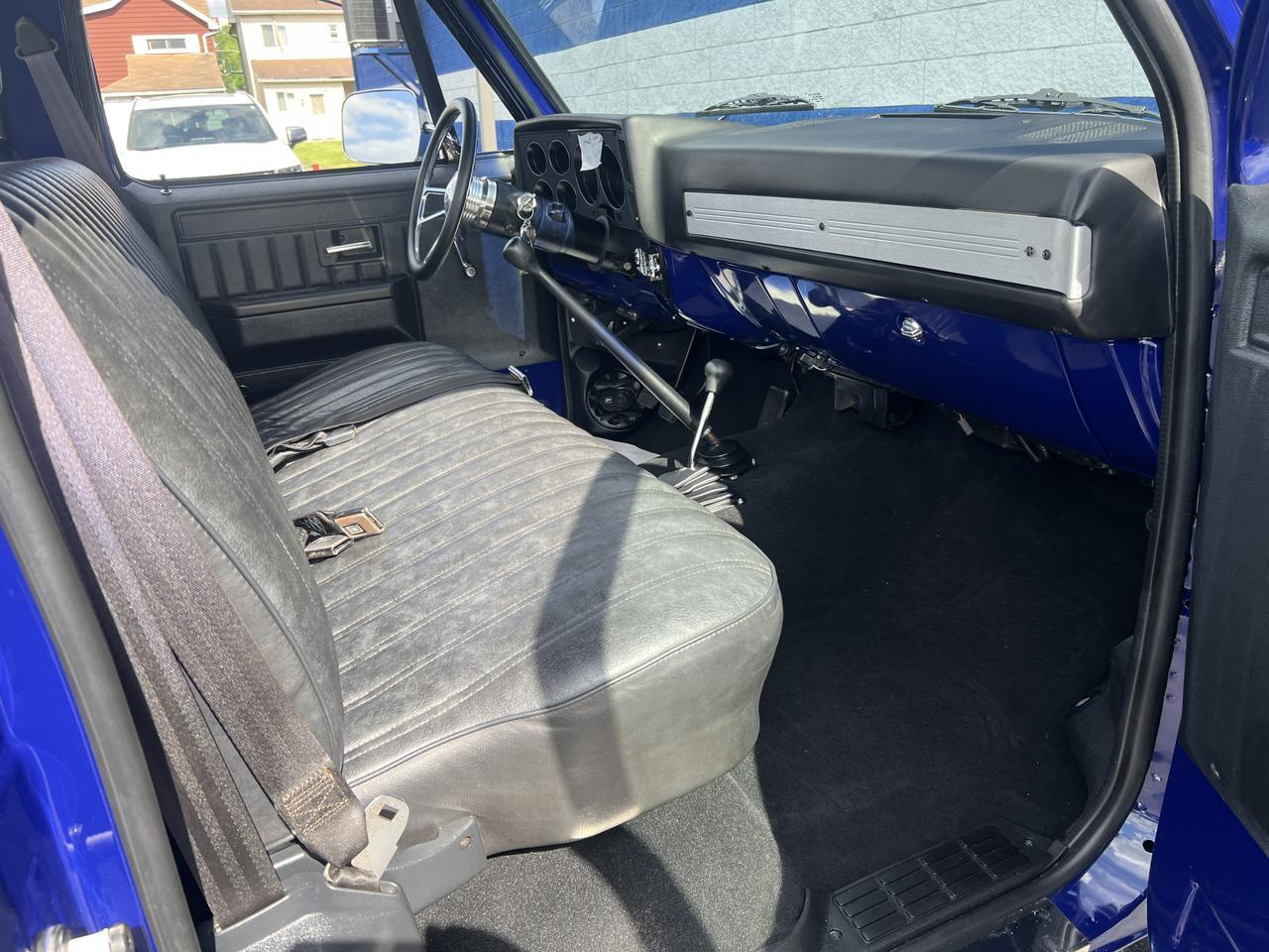 1987 CHEVROLET V20 Connellsville PA
