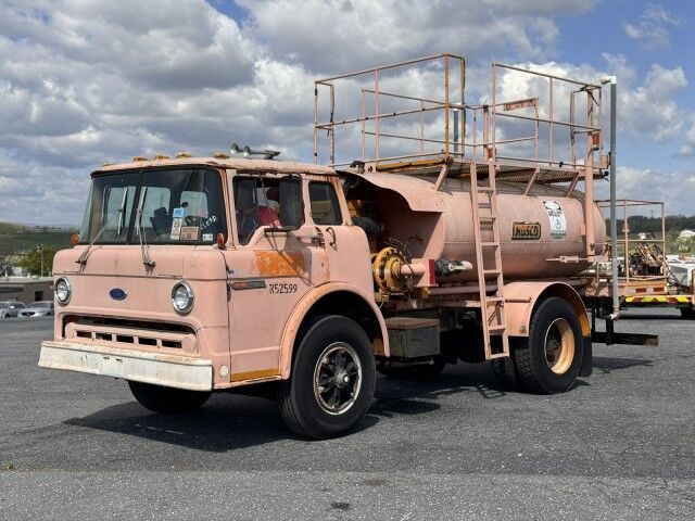 1987 Ford C8000