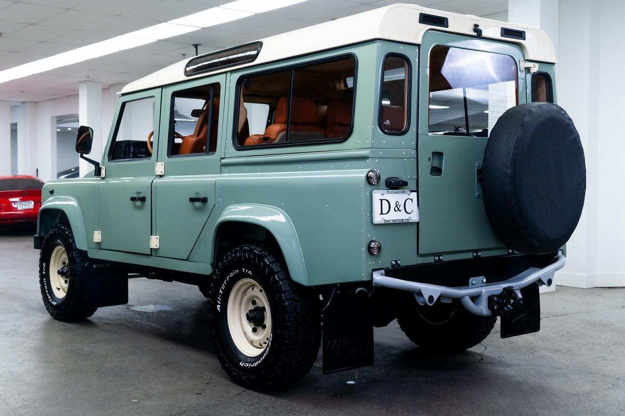 1987 Land Rover Defender 110 5-Speed Manual Heated Seats 3rd Row Seating Portland OR