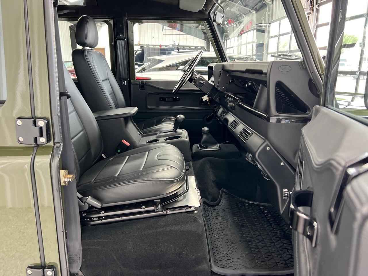 1987 Land Rover Defender 110 Full Frame-off Restoration by Warren Defender, 2.8L 300tdi Houston TX