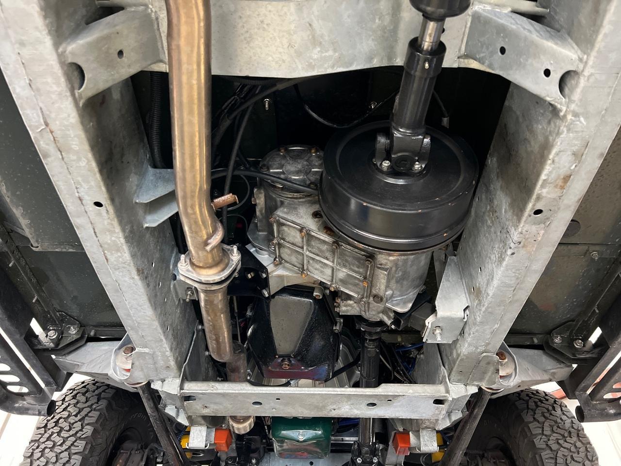 1987 Land Rover Defender 110 Full Frame-off Restoration by Warren Defender, 2.8L 300tdi Houston TX