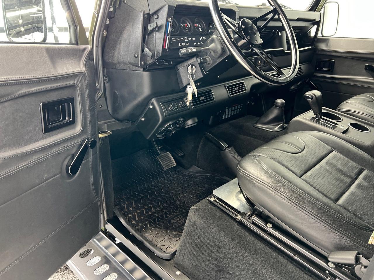 1987 Land Rover Defender 110 Full Frame-off Restoration by Warren Defender, 2.8L 300tdi Houston TX
