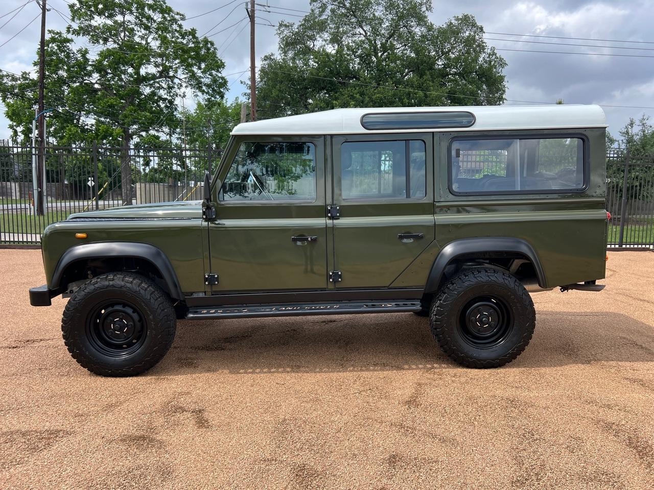 1987 Land Rover Defender 110 Full Frame-off Restoration by Warren Defender, 2.8L 300tdi Houston TX